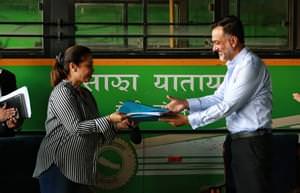 Sajha Yatayat inks pact to procure 40 electric buses